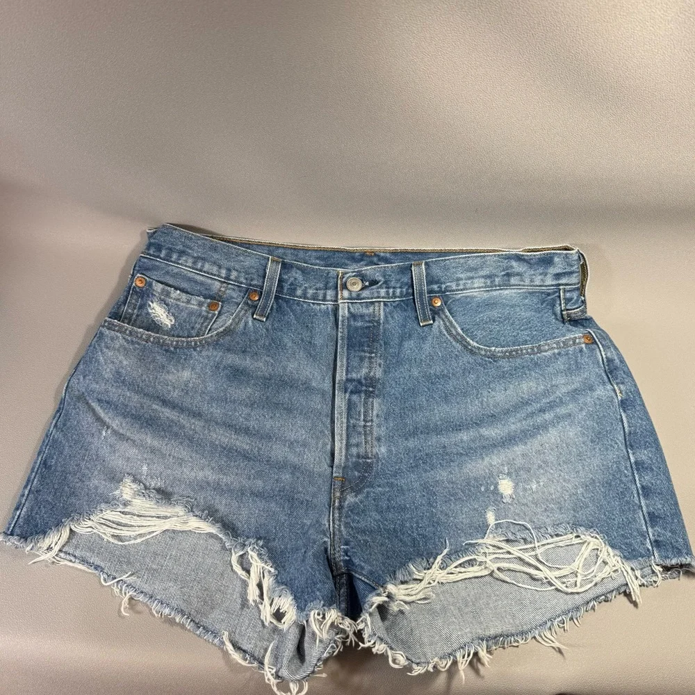 Levi's Premium 501 Blue High Rise Distressed Jean Short Cutoff Shorts NWOT